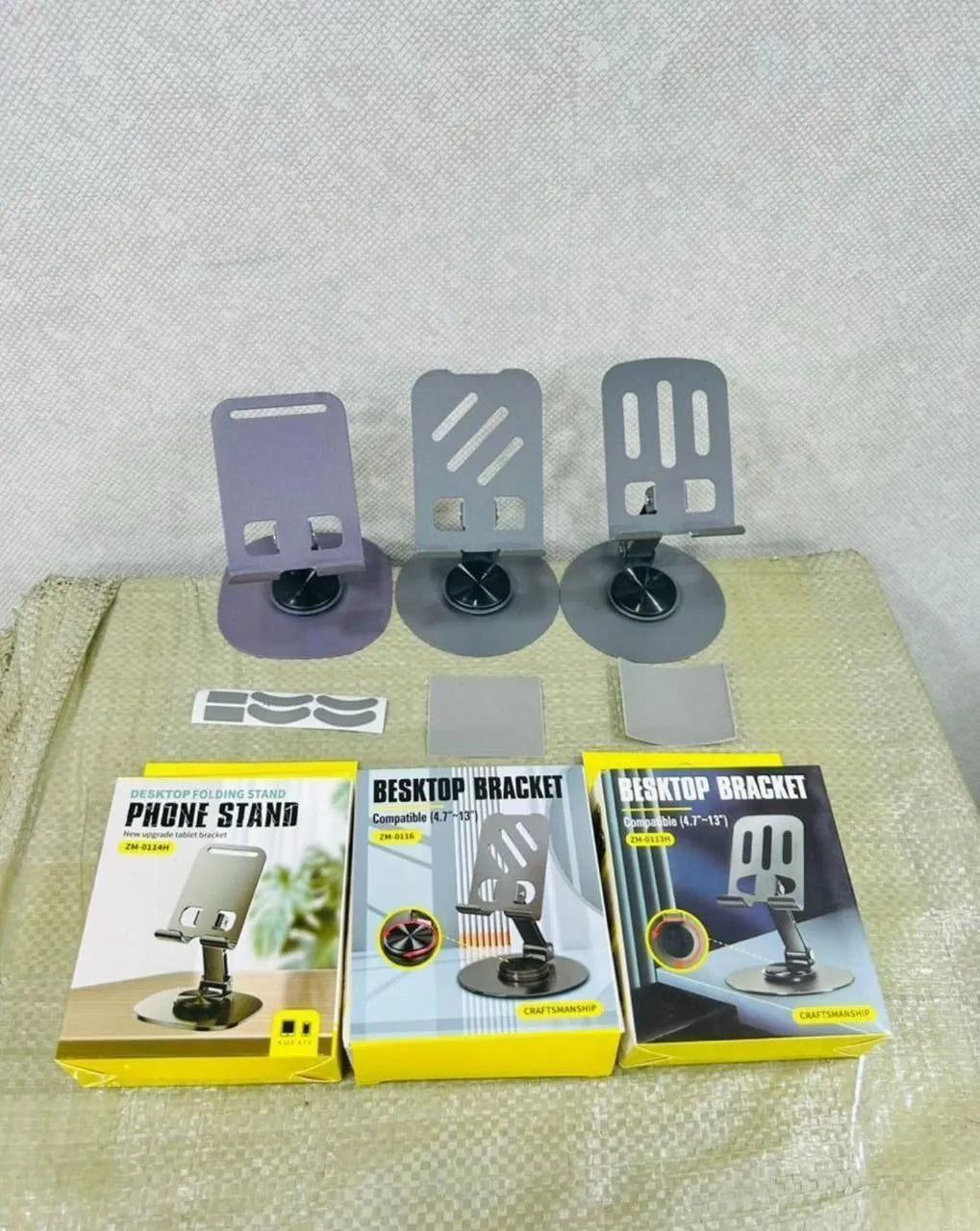 Desktop Metal Mobile Stand