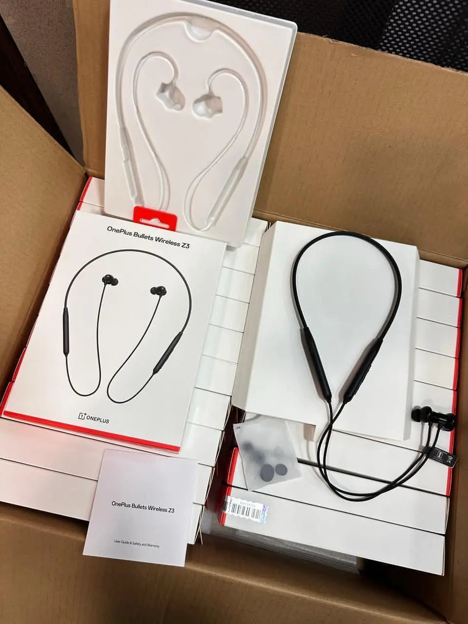 Oneplus Z3 Og ( Serial Number Working ) Neckband